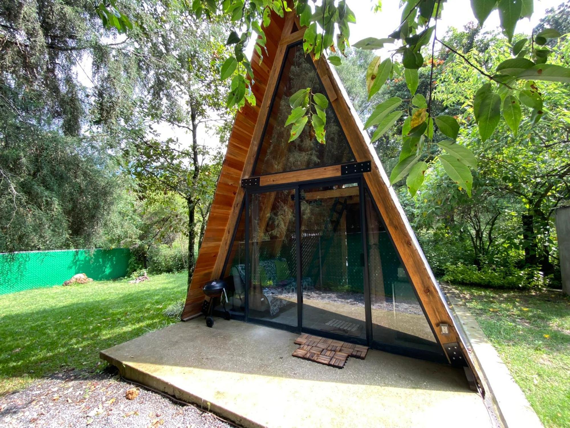 Cabanas Alpina, Romantica Y Acogedora A 10 Minutos Del Centro 테포츨란 외부 사진