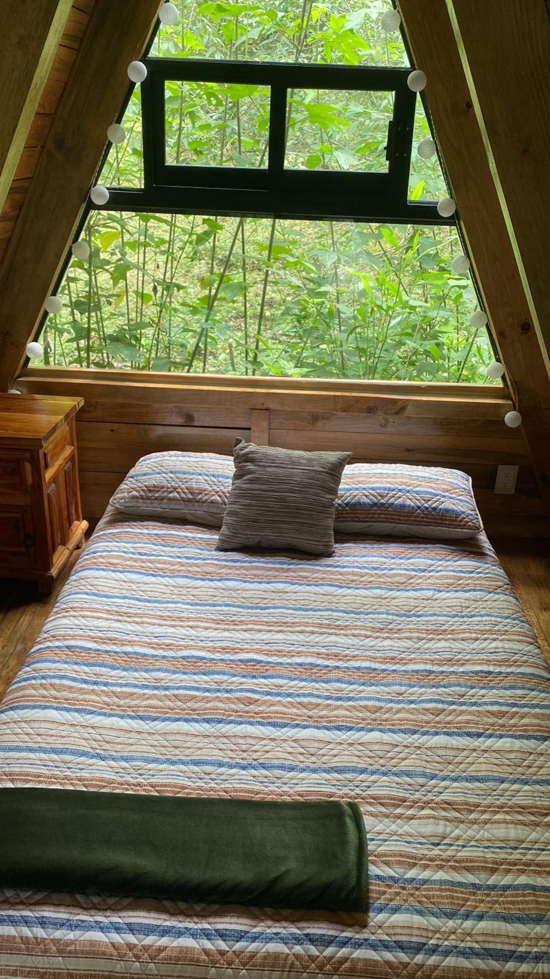 Cabanas Alpina, Romantica Y Acogedora A 10 Minutos Del Centro 테포츨란 외부 사진
