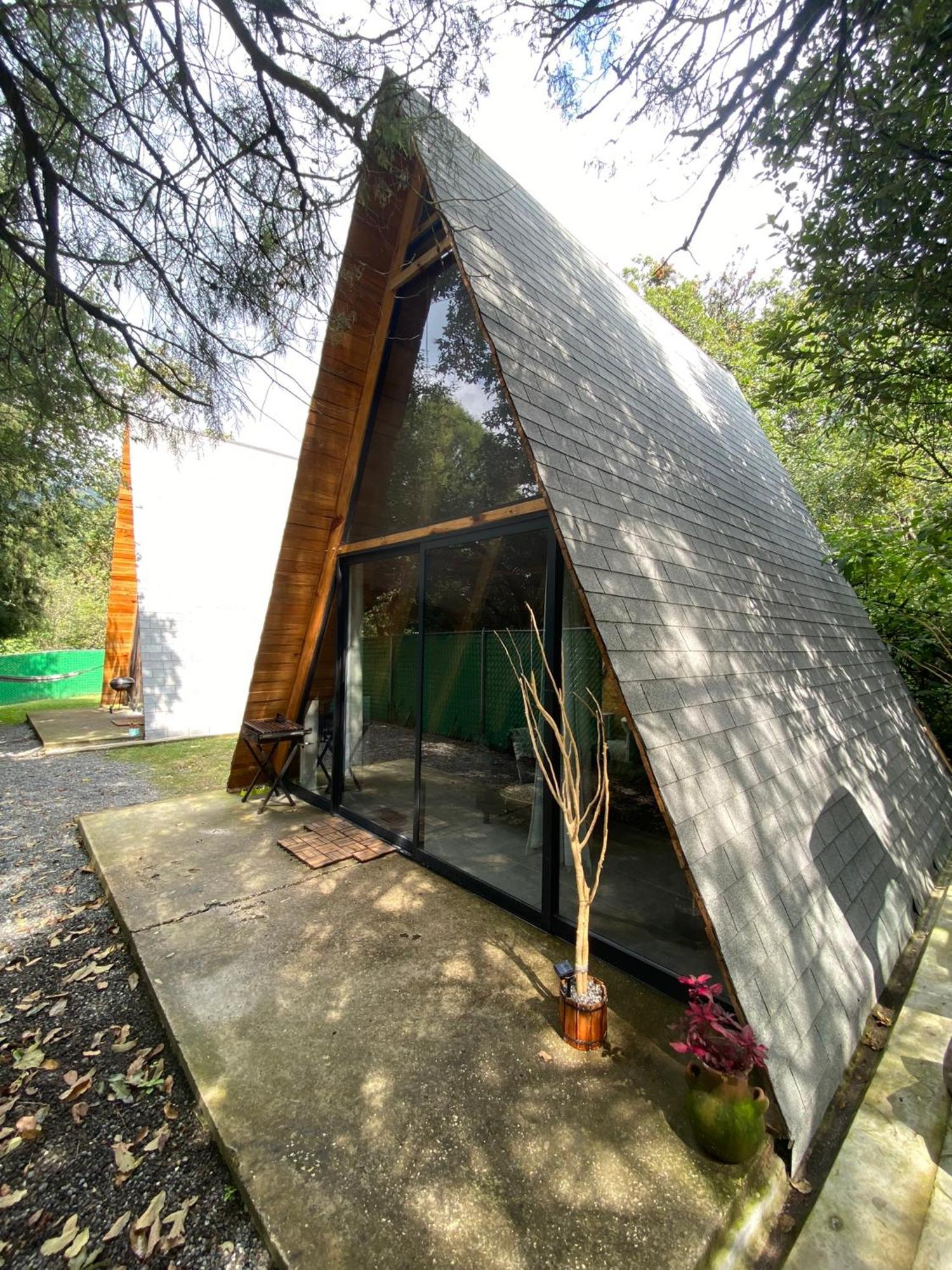 Cabanas Alpina, Romantica Y Acogedora A 10 Minutos Del Centro 테포츨란 외부 사진