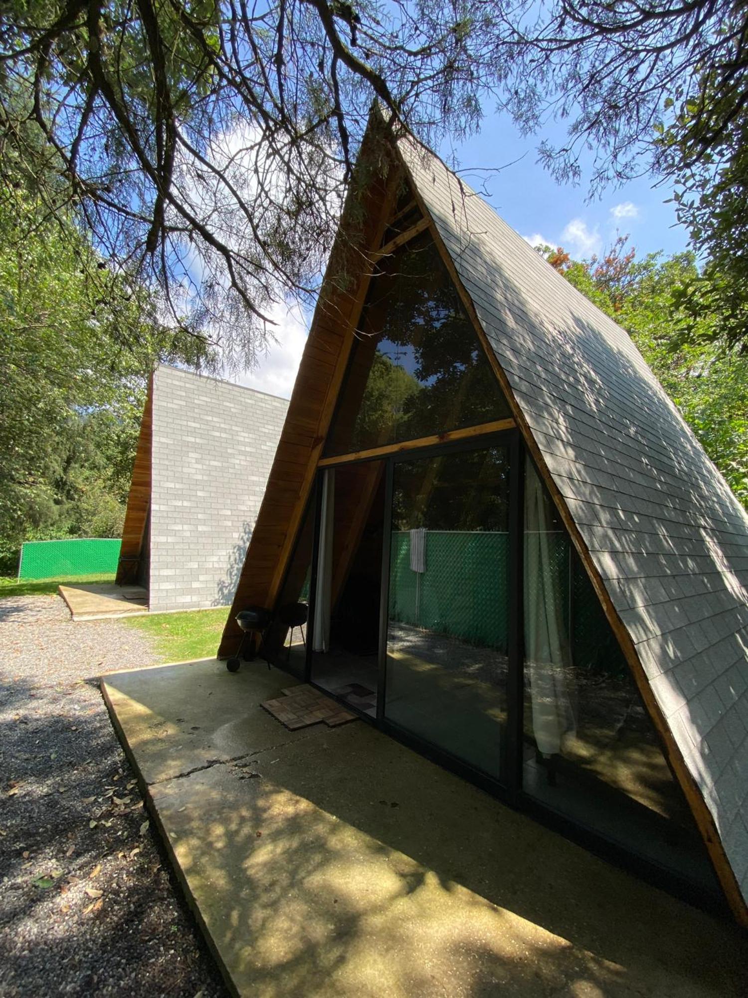 Cabanas Alpina, Romantica Y Acogedora A 10 Minutos Del Centro 테포츨란 외부 사진